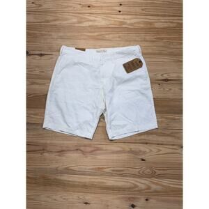 Redwood Creek Shorts Men's Size 34 Ivory 100% Cotton Slash Pockets Flat Front
